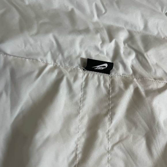 Men's Nike Therma-FIT Legacy Reversible Hooded Jacket - Picture 9 of 15